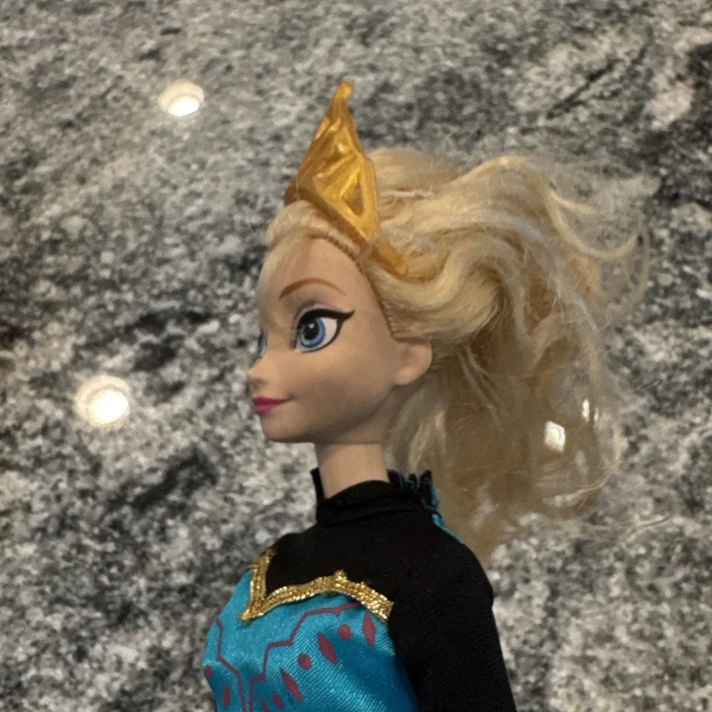 Disney Frozen Elsa 12